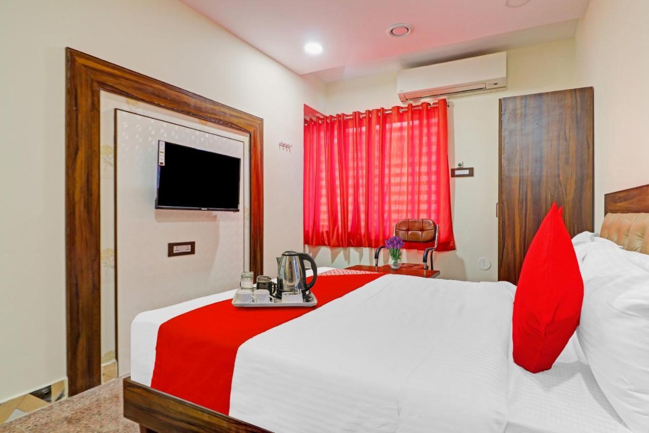 Heavens Inn Near Rasoolpura Metro Station Hyderabad Exterior photo